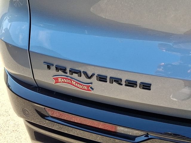 2025 Chevrolet Traverse RS