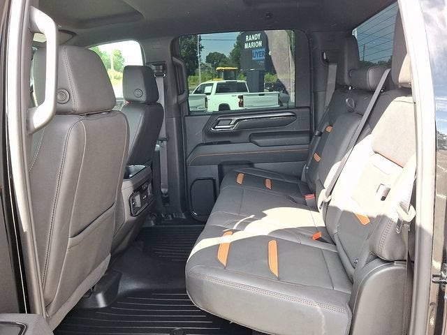 2025 GMC Sierra 2500 HD AT4