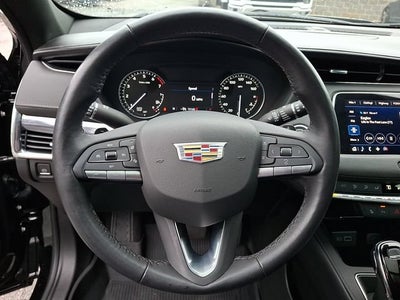 2023 Cadillac XT4 Luxury