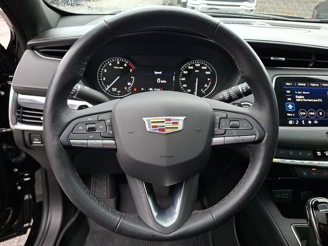 2023 Cadillac XT4 Luxury