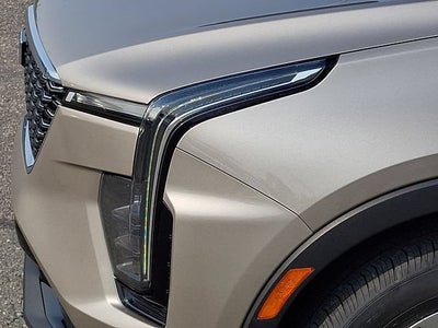 2025 Cadillac XT4 Premium Luxury