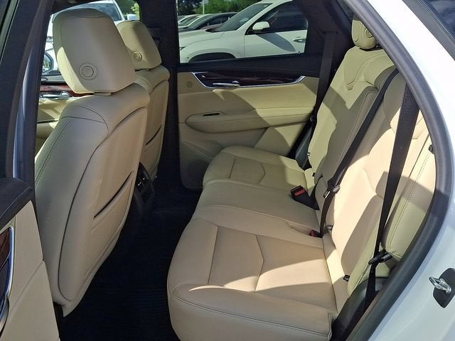 2018 Cadillac XT5 Luxury FWD