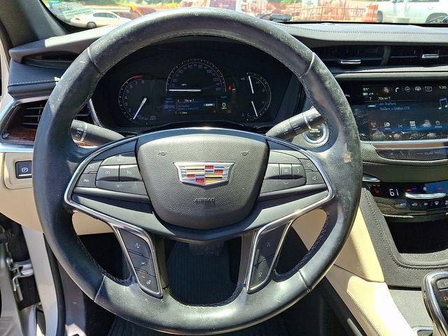 2019 Cadillac XT5 Luxury FWD