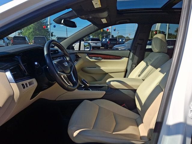 2018 Cadillac XT5 Luxury AWD