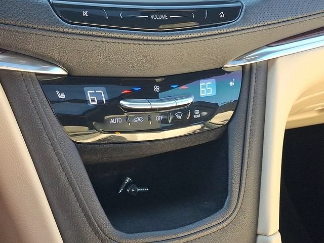 2018 Cadillac XT5 Luxury AWD