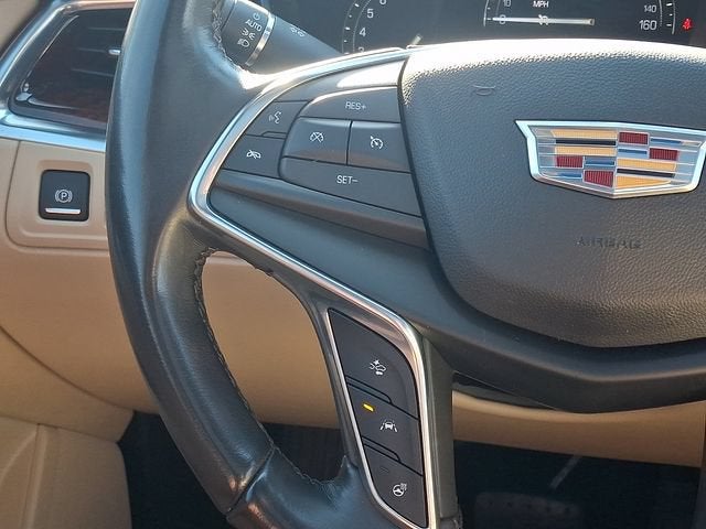 2018 Cadillac XT5 Luxury AWD