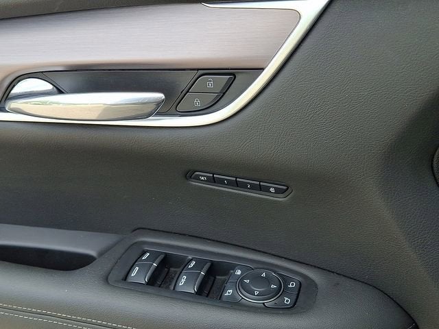 2024 Cadillac XT6 Luxury