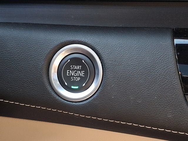2022 Cadillac Escalade ESV Premium Luxury