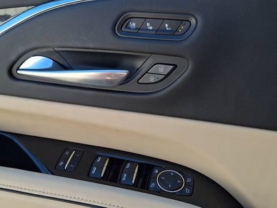 2022 Cadillac Escalade ESV Premium Luxury