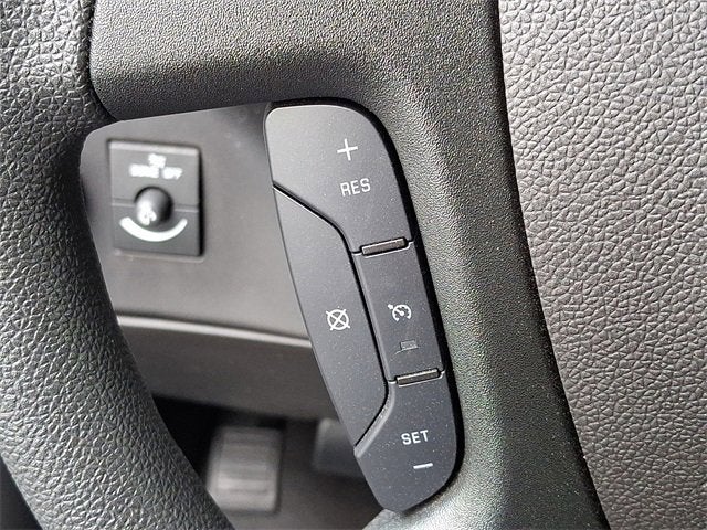 2024 Chevrolet Express Cutaway 3500 1WT