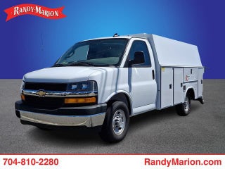 2025 Chevrolet Express Cutaway 3500 1WT