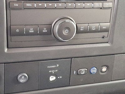 2025 Chevrolet Express Cutaway 3500 1WT