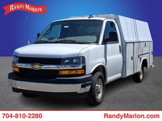 2025 Chevrolet Express Cutaway 3500 1WT
