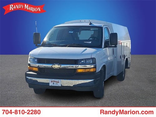 2024 Chevrolet Express Cutaway 3500 1WT