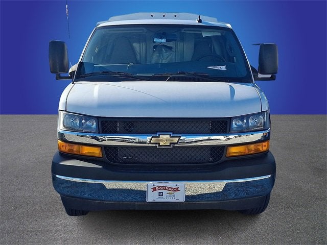 2024 Chevrolet Express Cutaway 3500 1WT