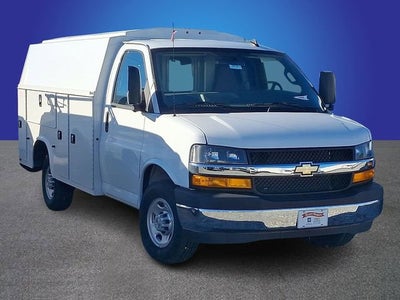 2024 Chevrolet Express Cutaway 3500 1WT