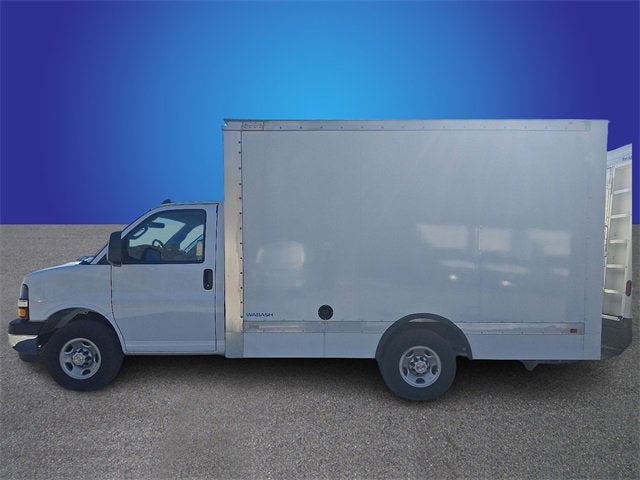 2024 Chevrolet Express Cutaway 3500 1WT