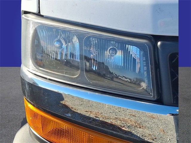 2024 Chevrolet Express Cutaway 3500 1WT