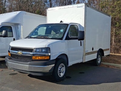 2024 Chevrolet Express Cutaway 3500 1WT