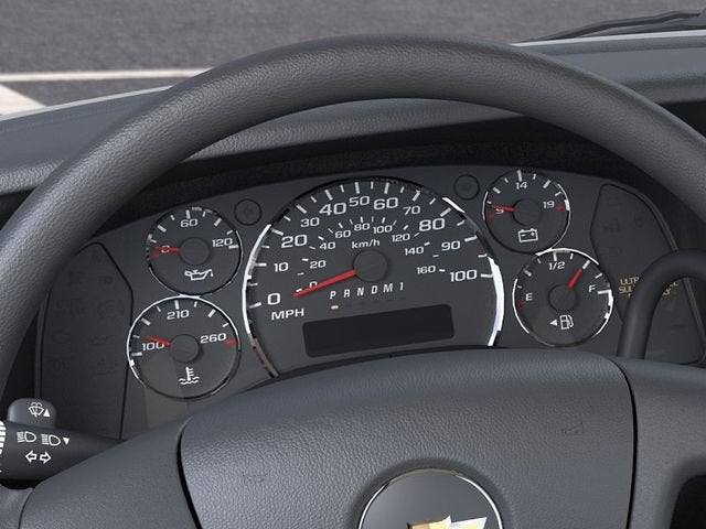 2025 Chevrolet Express Cutaway 3500 1WT
