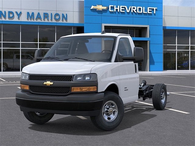 2025 Chevrolet Express Cutaway 3500 1WT