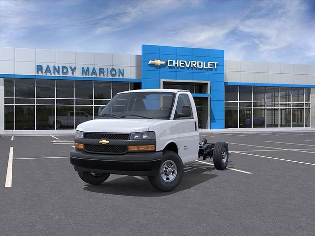 2026 Chevrolet Express Cutaway 3500 1WT