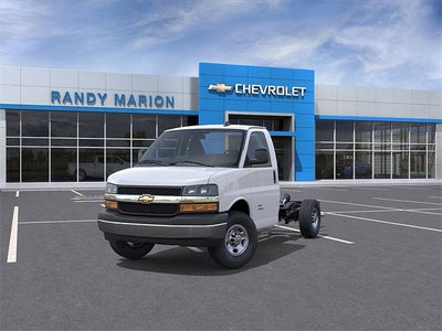 2026 Chevrolet Express Cutaway 3500 1WT