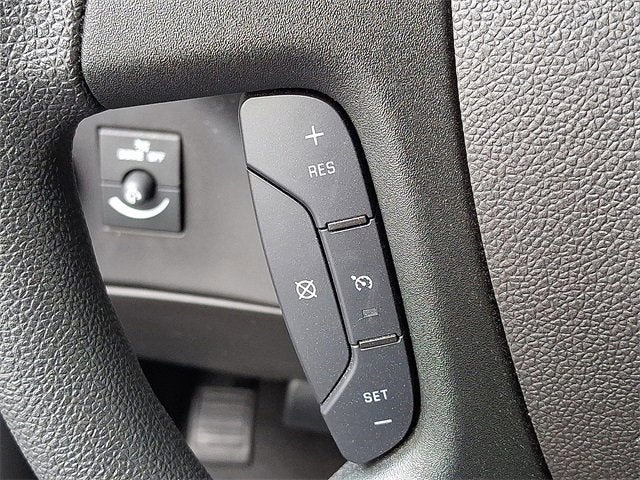 2024 Chevrolet Express Cutaway 3500 1WT