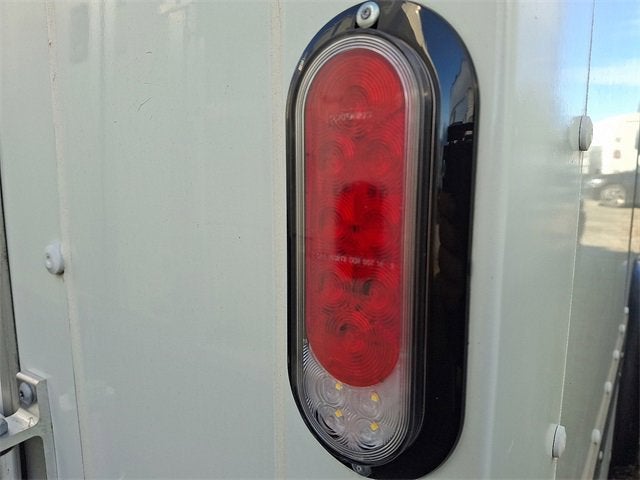 2024 Chevrolet Express Cutaway 3500 1WT