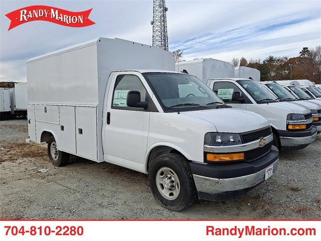 2025 Chevrolet Express Cutaway 3500 1WT