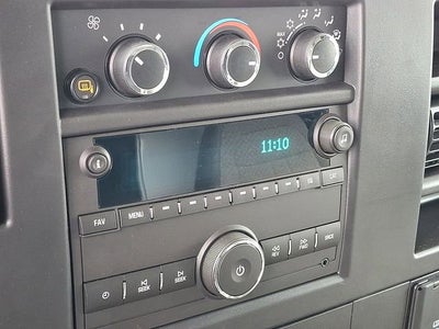 2025 Chevrolet Express Cutaway 3500 1WT
