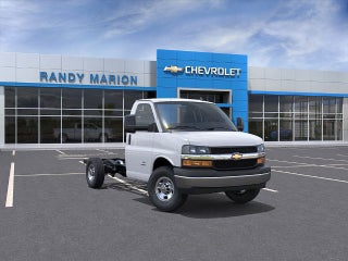 2025 Chevrolet Express Cutaway 3500 1WT