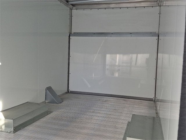 2024 Chevrolet Express Cutaway 3500 1WT