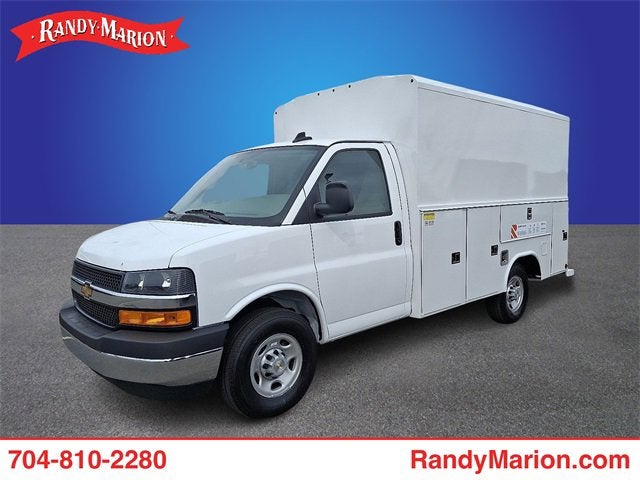 2026 Chevrolet Express Cutaway 3500 1WT