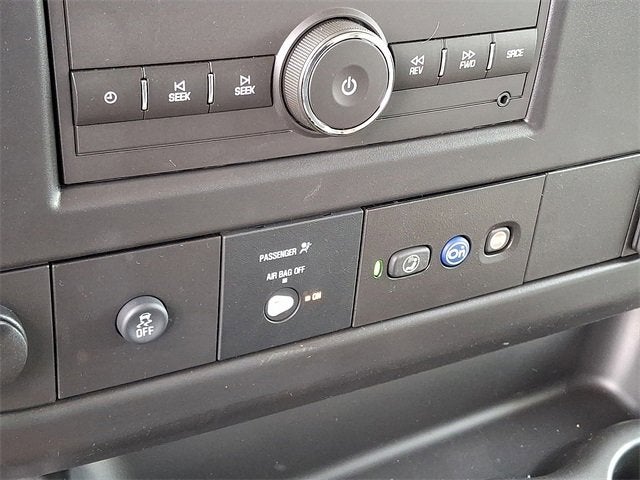 2026 Chevrolet Express Cutaway 3500 1WT