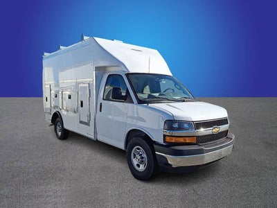2025 Chevrolet Express Cutaway 3500 1WT