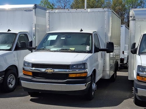 2024 Chevrolet Express Cutaway 3500 1WT