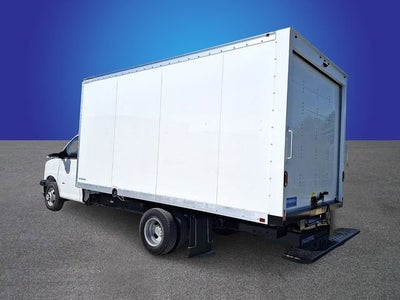 2025 Chevrolet Express Cutaway 3500 1WT