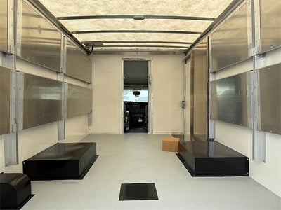 2023 Chevrolet Express Cutaway 3500 1WT