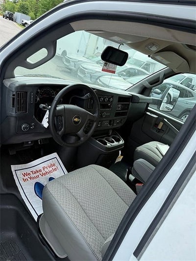 2022 Chevrolet Express Cutaway 3500 Base