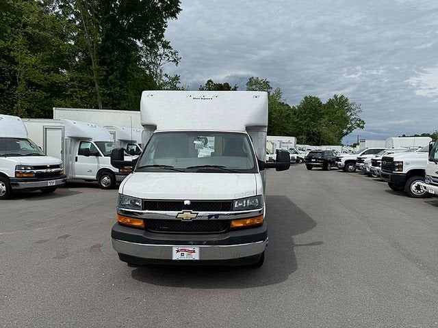 2023 Chevrolet Express Cutaway 3500 Work Van