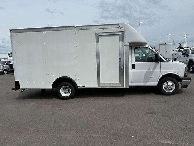 2023 Chevrolet Express Cutaway 3500 Work Van