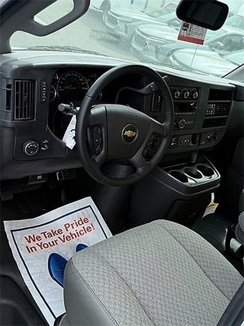 2023 Chevrolet Express Cutaway 3500 Work Van