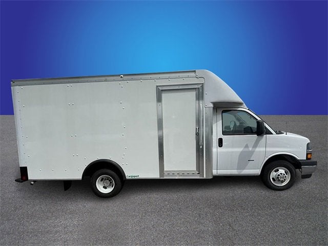 2023 Chevrolet Express Cutaway 3500 Work Van