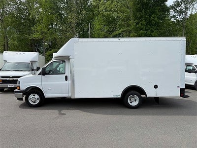 2022 Chevrolet Express Cutaway 3500 Base