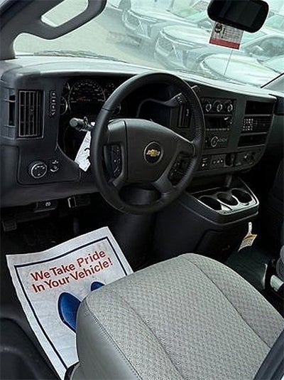 2023 Chevrolet Express Cutaway 3500 1WT