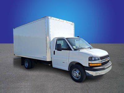 2025 Chevrolet Express Cutaway 3500 1WT