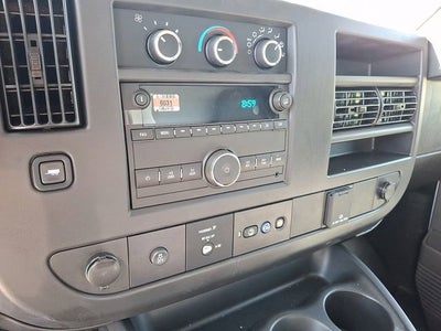 2025 Chevrolet Express Cutaway 3500 1WT