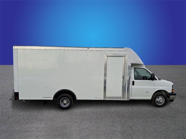 2026 Chevrolet Express Cutaway 3500 1WT