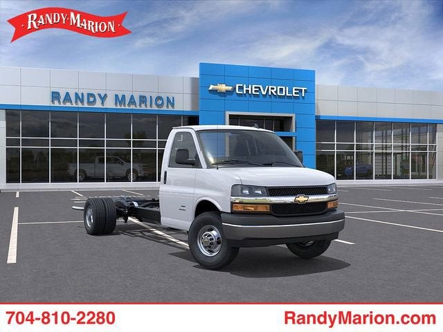 2026 Chevrolet Express Cutaway 3500 1WT
